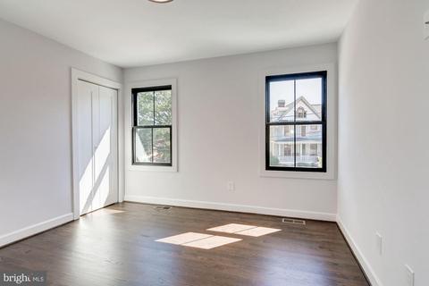 1327 Maple View Pl SE, Washington, DC 20020 photo 14