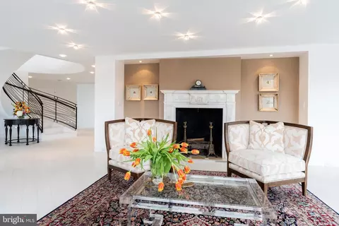 2500 Virginia Ave NW #1408-S, Washington, DC 20037