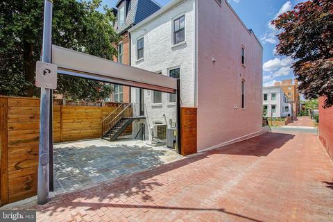 217 A St NE, Washington, DC 20002 photo 40