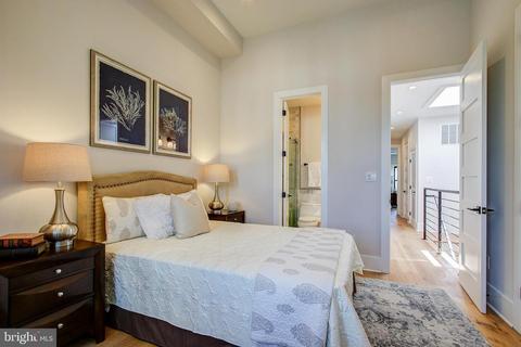 217 A St NE, Washington, DC 20002 photo 22
