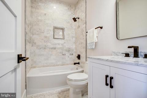 217 A St NE, Washington, DC 20002 photo 30