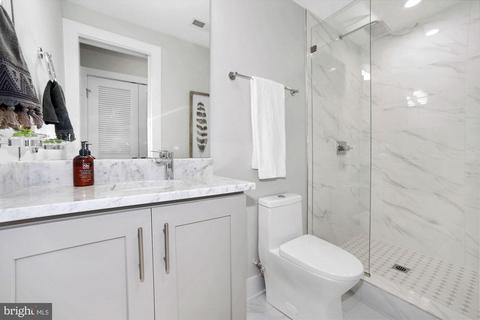 1663 Gales St NE #1, Washington, DC 20002 photo 9