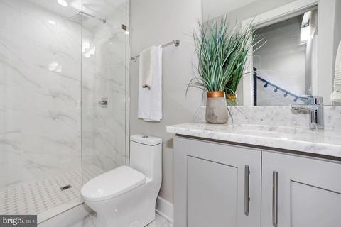 1663 Gales St NE #1, Washington, DC 20002 photo 7