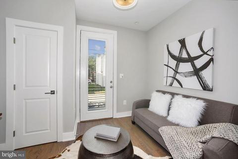 1663 Gales St NE #1, Washington, DC 20002 photo 4
