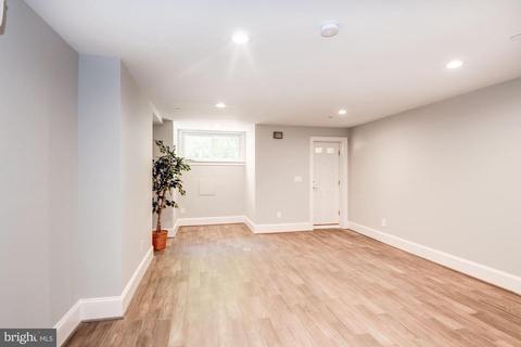 17 U St NW #B, Washington, DC 20001 photo 5