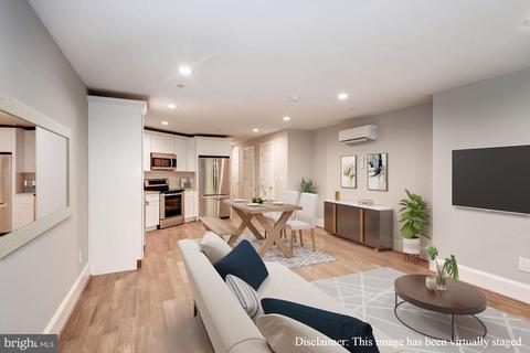 17 U St NW #B, Washington, DC 20001 photo 2