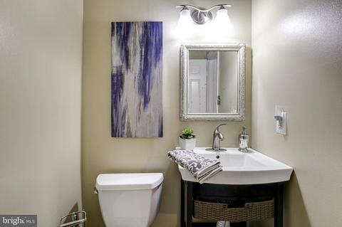 3205 Sutton Pl NW #D, Washington, DC 20016 photo 13