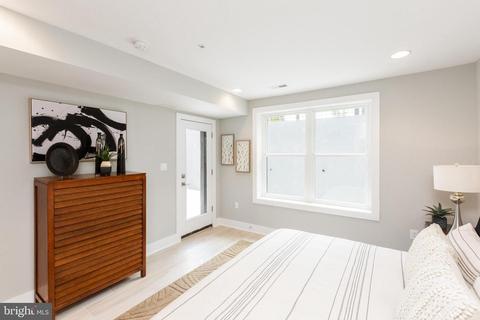1832 D St NE #1, Washington, DC 20002 photo 21