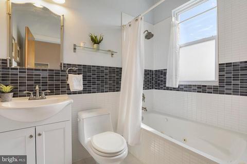 500 25th Pl NE #302, Washington, DC 20002 photo 18