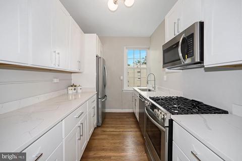 2737 Devonshire Pl NW #529, Washington, DC 20008 photo 5