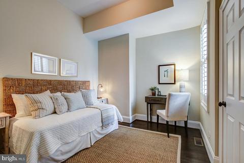 720 6th St NE, Washington, DC 20002 photo 24