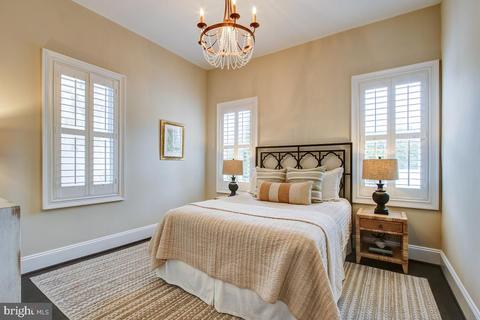 720 6th St NE, Washington, DC 20002 photo 25