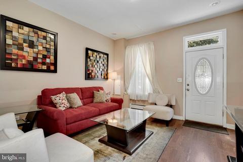 1031 7th St NE, Washington, DC 20002 photo 4