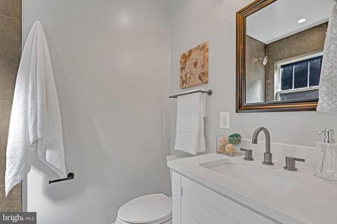216 T St NE #4, Washington, DC 20002 photo 19