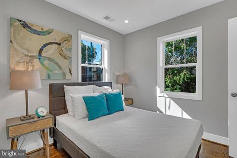 216 T St NE #4, Washington, DC 20002 photo 21