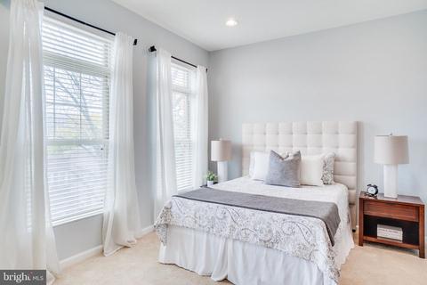 1119 5th St NE #2, Washington, DC 20002 photo 4