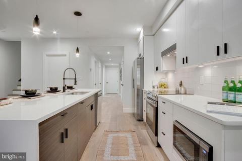 320 Webster St NW #2, Washington, DC 20011 photo 6
