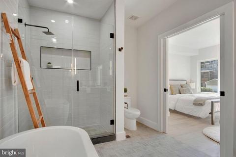 320 Webster St NW #2, Washington, DC 20011 photo 16