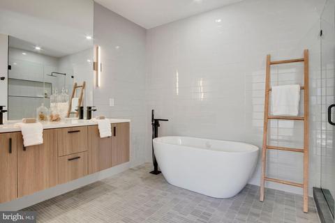 320 Webster St NW #2, Washington, DC 20011 photo 15