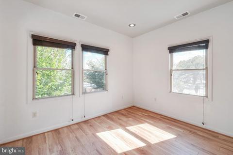 412 19th St NE #301, Washington, DC 20002 photo 9