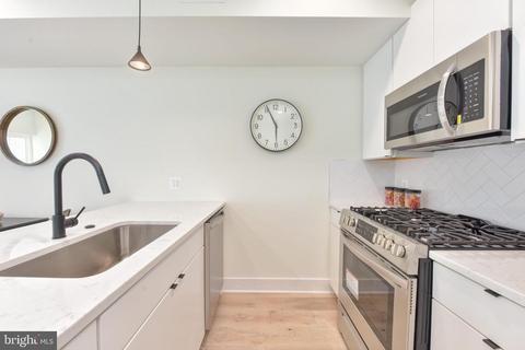 1011 18th St NE #2, Washington, DC 20002 photo 8