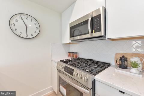 1011 18th St NE #2, Washington, DC 20002 photo 9