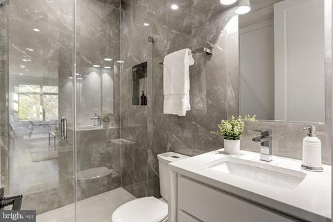 1220 Potomac Ave SE #4, Washington, DC 20003 photo 8