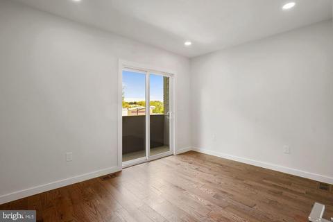 1661 Gales NE #2, Washington, DC 20002 photo 15