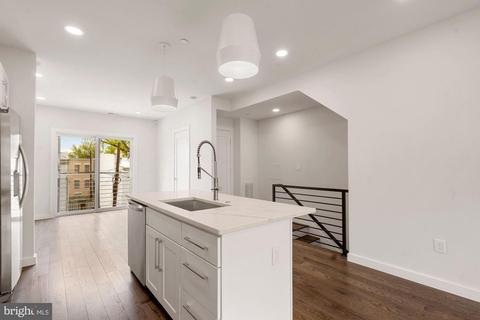 1661 Gales NE #2, Washington, DC 20002 photo 6
