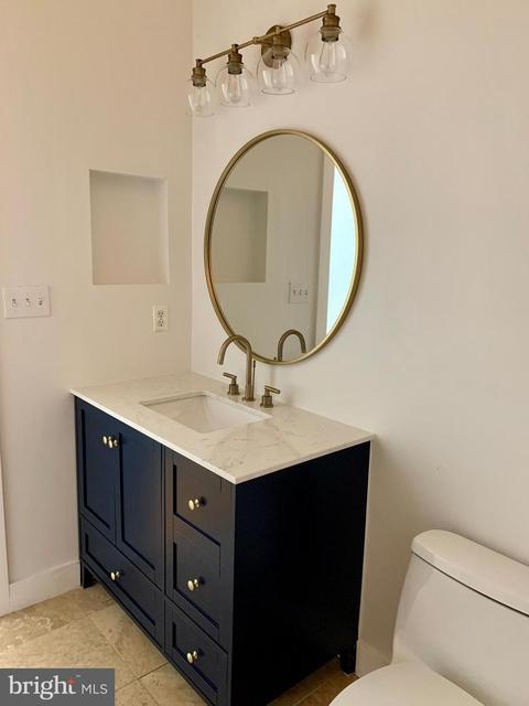 2357 Champlain St NW #401, Washington, DC 20009 photo 8