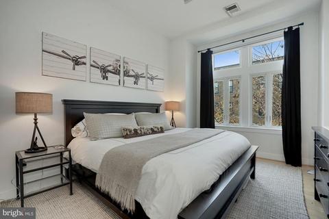 2357 Champlain St NW #401, Washington, DC 20009 photo 7