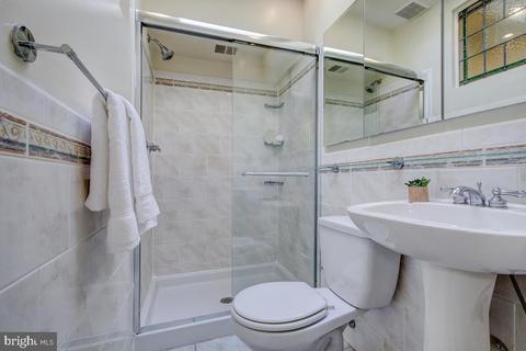 713 A St NE, Washington, DC 20002 photo 34