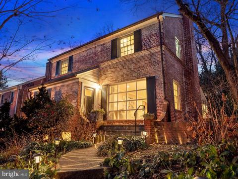 2242 48th St NW, Washington, DC 20007 photo 2