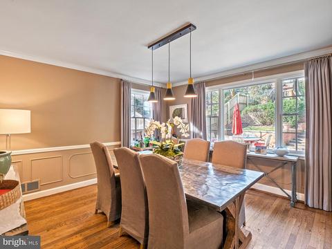 2242 48th St NW, Washington, DC 20007 photo 13