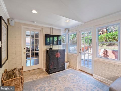 2242 48th St NW, Washington, DC 20007 photo 15