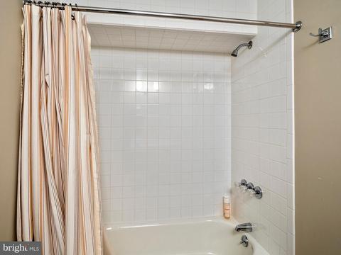 2242 48th St NW, Washington, DC 20007 photo 33