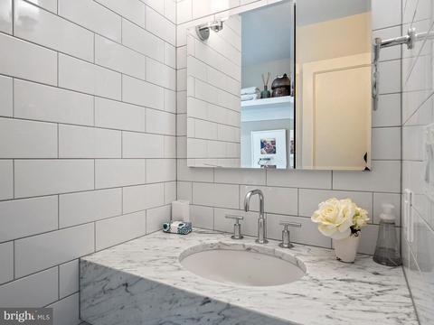 2242 48th St NW, Washington, DC 20007 photo 24