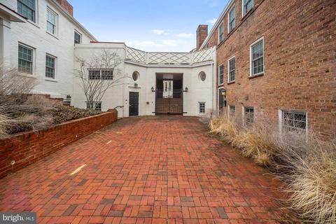 611 D St SE #4C, Washington, DC 20003 photo 2