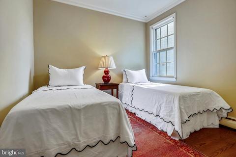 135 D St SE, Washington, DC 20003 photo 26