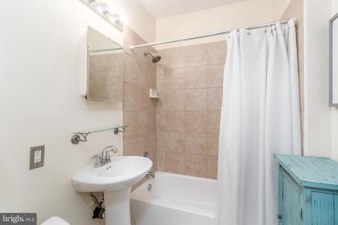 610 3rd St SE #5, Washington, DC 20003 photo 11