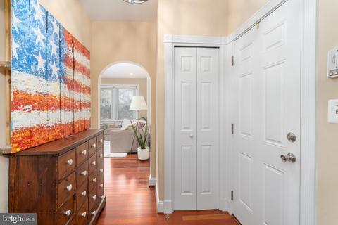 610 3rd St SE #5, Washington, DC 20003 photo 2
