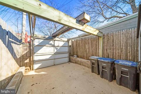 253 Warren St NE, Washington, DC 20002 photo 22