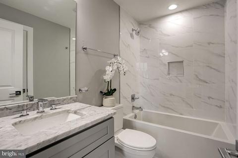 1220 Raum St NE #3, Washington, DC 20002 photo 10