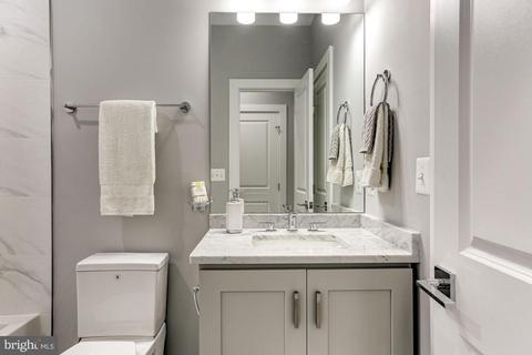 1220 Raum St NE #2, Washington, DC 20002 photo 9