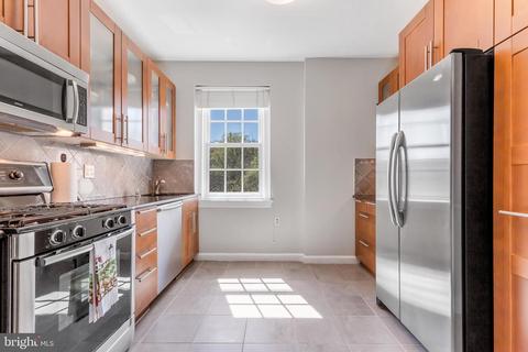2737 Devonshire Pl NW #528, Washington, DC 20008 photo 9