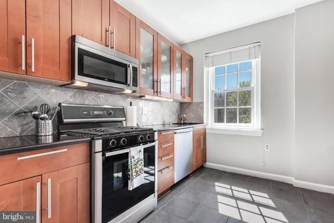 2737 Devonshire Pl NW #528, Washington, DC 20008 photo 10