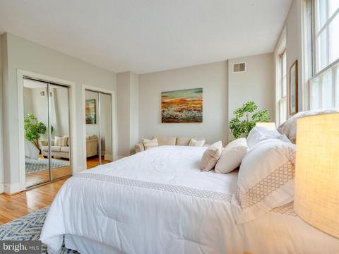 1213 Constitution Ave NE, Washington, DC 20002 photo 24