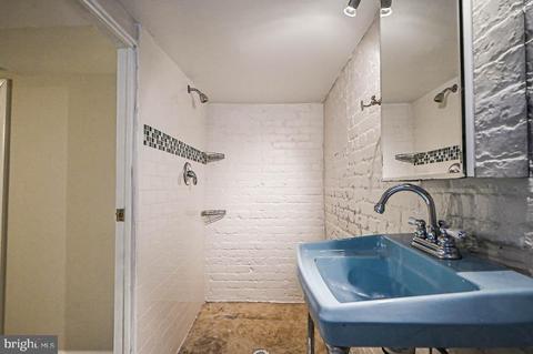 26 14th St NE, Washington, DC 20002 photo 35