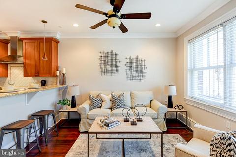 330 14th Pl NE #1, Washington, DC 20002 photo 2