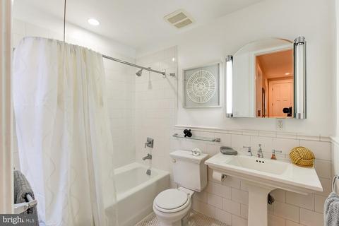 330 14th Pl NE #1, Washington, DC 20002 photo 21